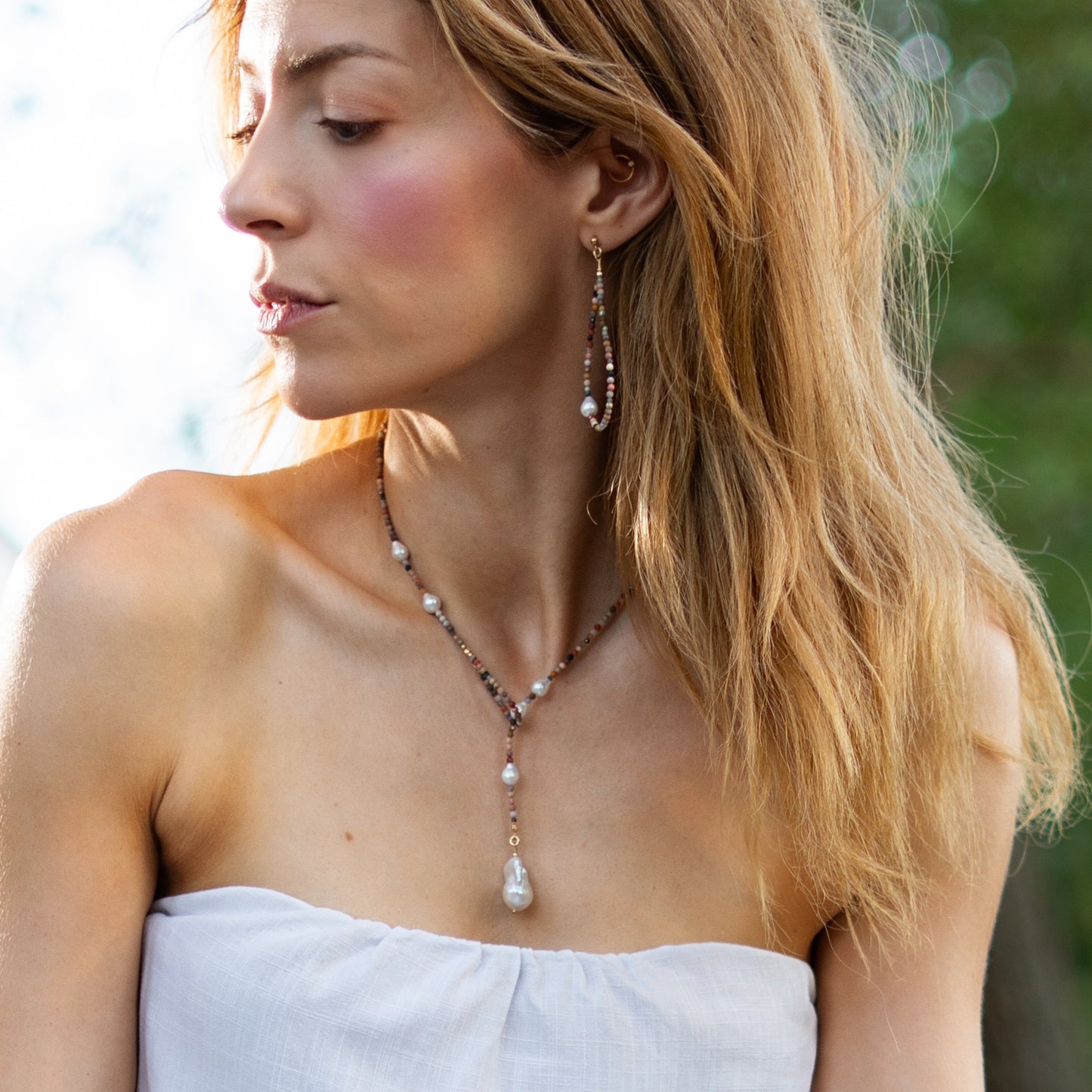 Alasie Nyaklánc és Fülbevaló Szett