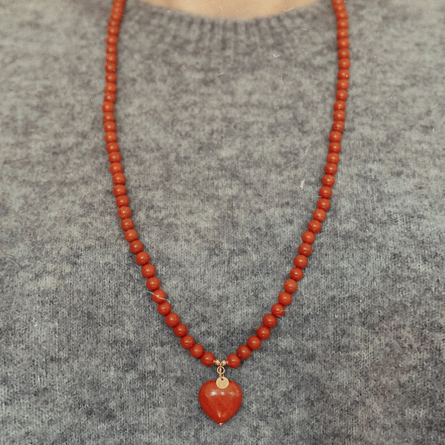 Chérie Hosszú Mágneses Nyaklánc