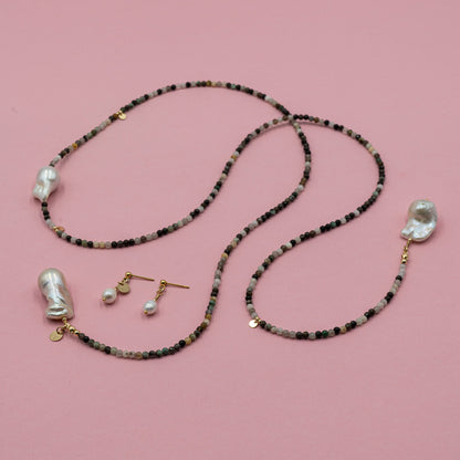 Émeraude Nyaklánc és Fülbevaló Szett